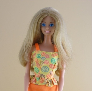Barbie Fun To Dress (European version), 1987